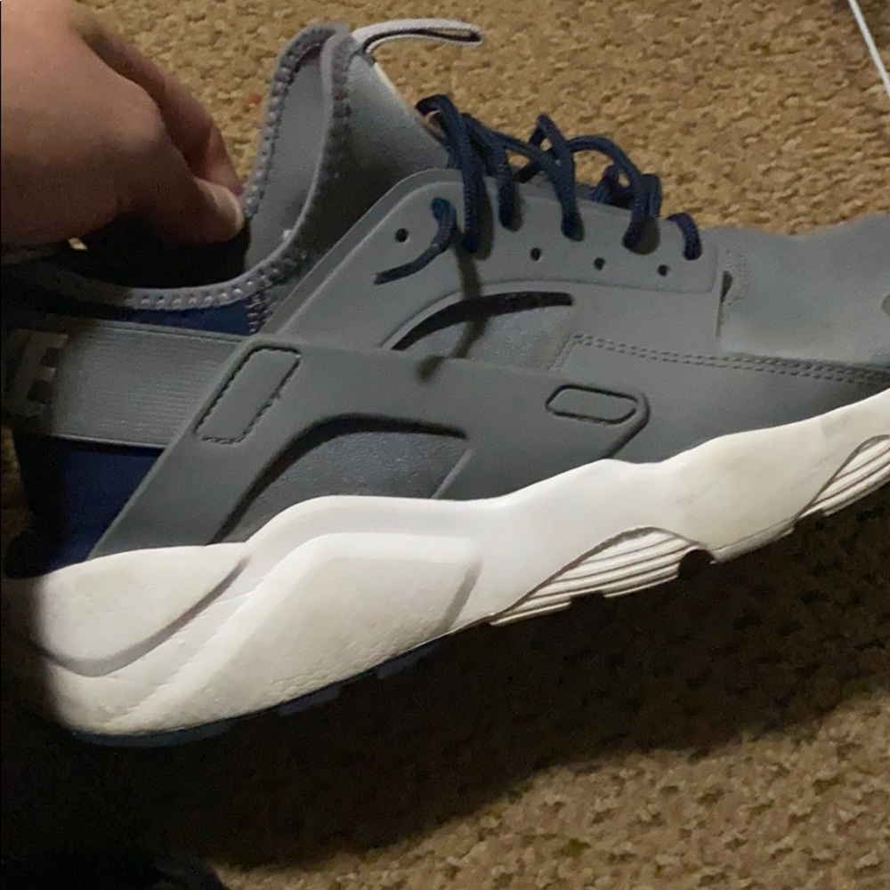Nike huarache grey navy